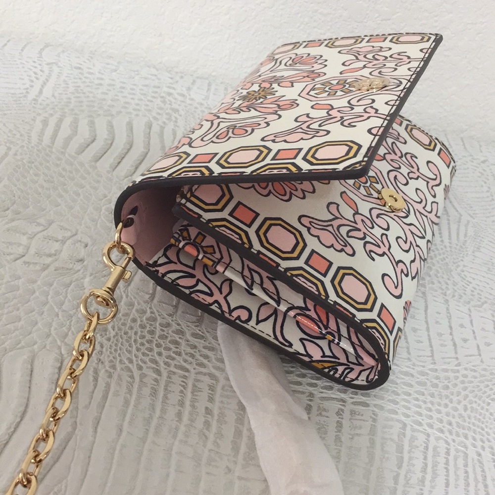Authentic New Tory Burch Hicks Garden chain wallet - Picture 8 of 8